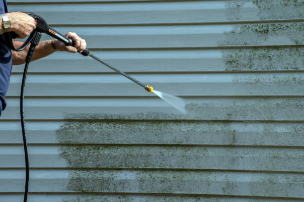 Best Deck Pressure Washing  in Baltic, CT