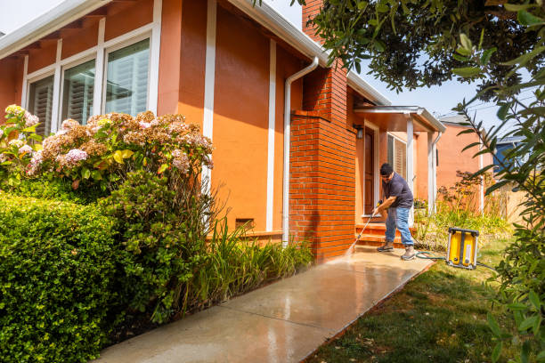 Best Concrete Pressure Washing  in Baltic, CT